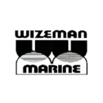 Wizeman Marine-Logo in Schwarz-Weiß mit stilisierter Wellen- und Stern-Darstellung.